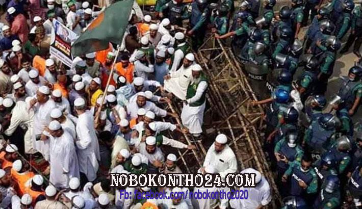 ফরাসি দূতাবাস ঘেরাও কর্মসূচিতে পুলিশের বাধা