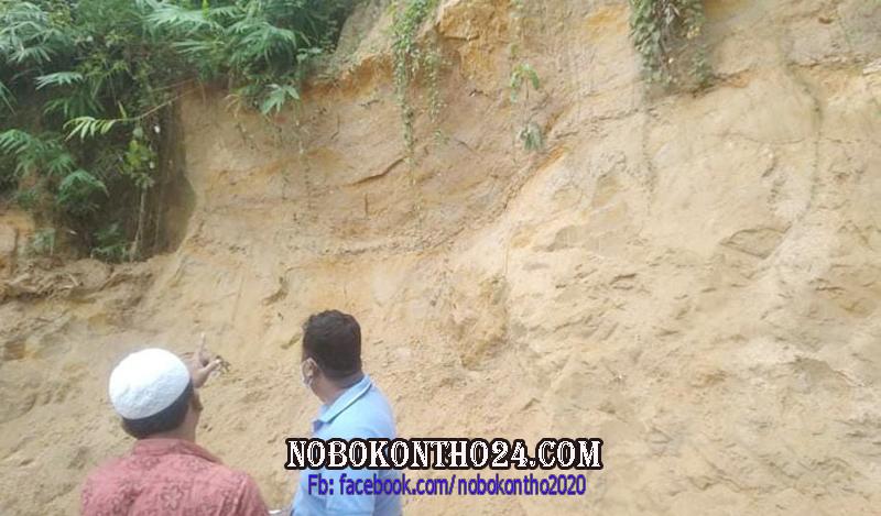 পাহাড় ধসে রামুতে ২ জনের মৃত্যু