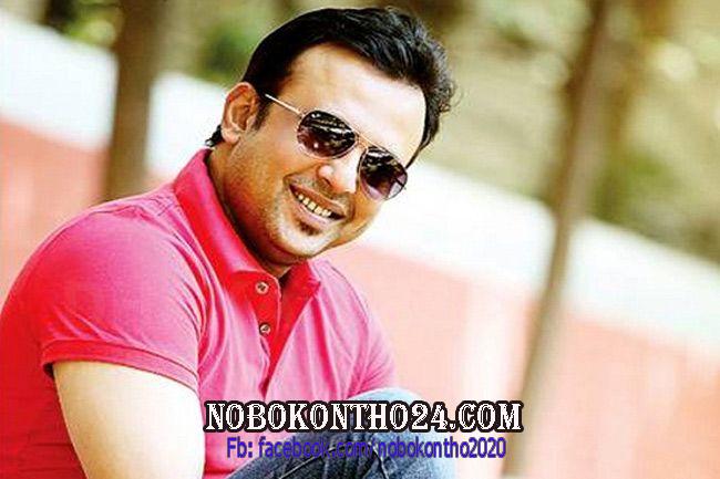 আজ চিত্রনায়ক রিয়াজের জন্মদিন
