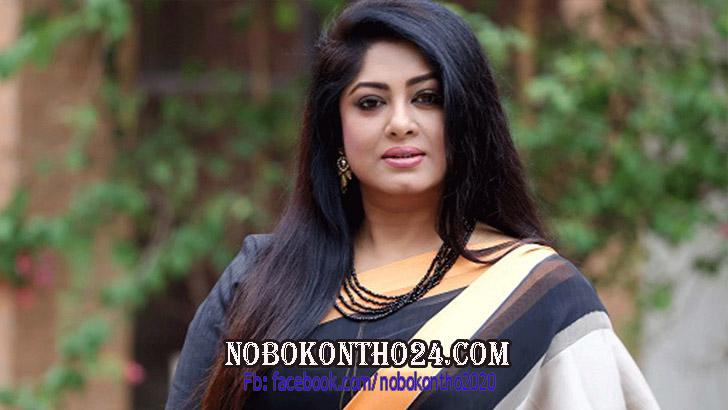 নন্দিত অভিনেত্রী মৌসুমীর জন্মদিন আজ