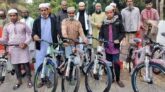 পটুয়াখালীতে ৪১ দিন পাঁচ ওয়াক্ত নামাজ পড়ে সাইকেল পেল ১৮ কিশোর