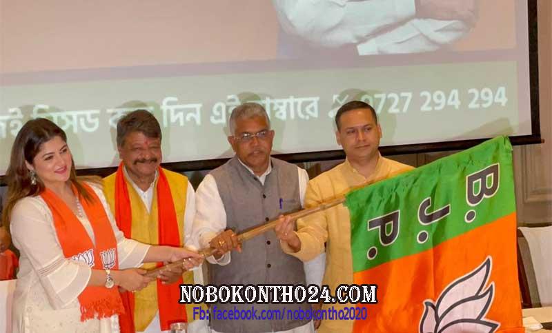 রাজনীতিতে নাম লেখালেন শ্রাবন্তী