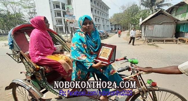 মির্জাগঞ্জে প্রতিবন্ধী রোজীনা পেলেন জয়িতা পুরস্কার