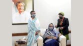 করোনার টিকা নিলেন প্রধানমন্ত্রী