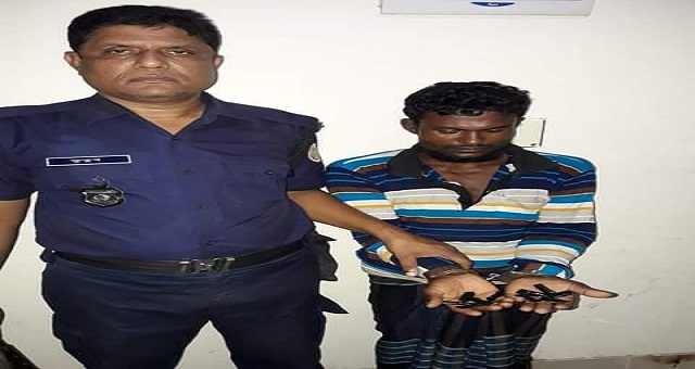 আমতলীতে হেরোইনসহ যুবক আটক