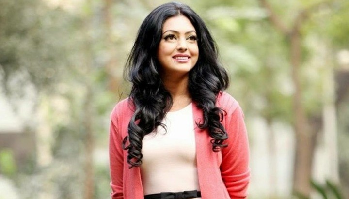 ভোটের দিন ‘কিস’ চেয়েছিলেন পীরজাদা: নিপুণ