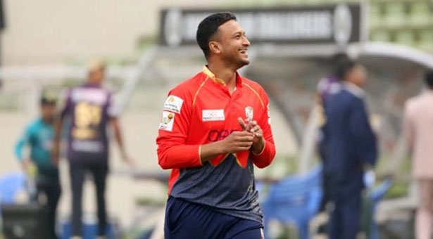 টি-টোয়েন্টিতে সাকিবের ৪০০ উইকেটের মাইলফলক