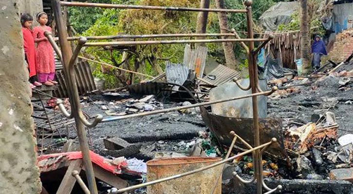 ইন্দুরকানীতে আগুনে ৬ দোকান পুড়ে ছাই