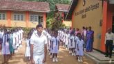 কাগজ কেনার টাকা নেই, ১০ লাখ স্কুলে পরীক্ষা বাতিল