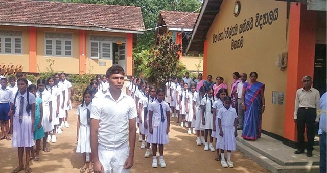 কাগজ কেনার টাকা নেই, ১০ লাখ স্কুলে পরীক্ষা বাতিল