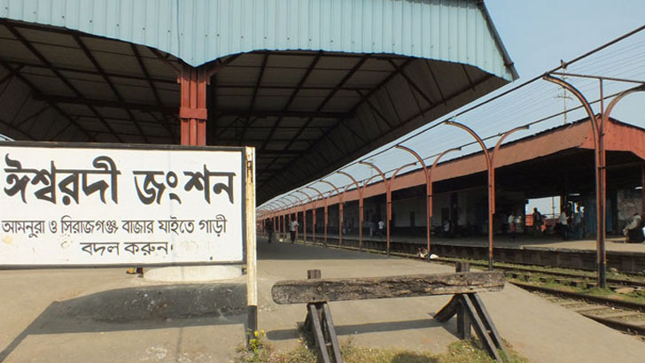 সেই টিটিইর বরখাস্তের আদেশ প্রত্যাহার