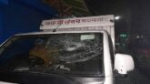 বরগুনায় পুলিশের সামনেই ছাত্রলীগের ভাঙ্গচুর তান্ডব