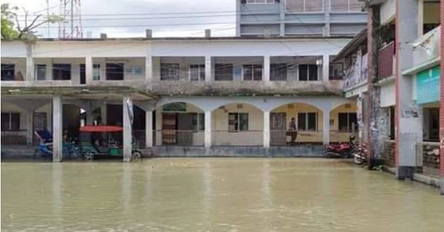 জোয়ারের পানিতে ঝালকাঠির অর্ধশত গ্রাম প্লাবিত