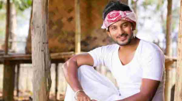 তরুণ অভিনেতা কিশোর মারা গেছেন