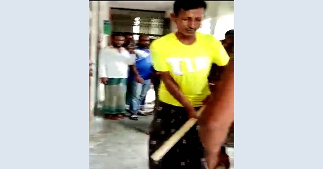 চুরির অভিযোগ এনে মাদরাসার খাদেমকে মারপিট