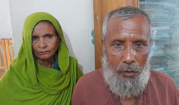 মাদকাসক্ত ছেলের নির্যাতনে বাড়িছাড়া মা-বাবা!