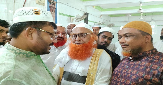 ৩৮ বছরের ইমামতী শেষে বর্ণাঢ্য বিদায়