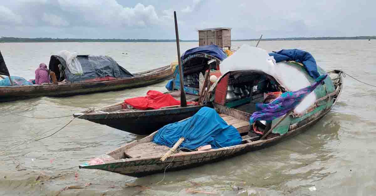দক্ষিণাঞ্চলের নদ-নদীর পানি বিপৎসীমার ওপরে