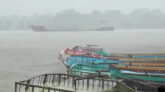 বৈরী আবহাওয়া, বৃষ্টি ও জোয়ারে প্লাবিত ঝালকাঠি