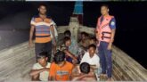 ভোলায় ৮ জেলেকে ২০ হাজার টাকা জরিমানা, দুই ট্রলার জব্দ