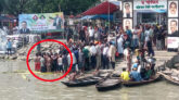 বরিশালে নদী সাঁতরে সমাবেশে বিএনপির কর্মীরা