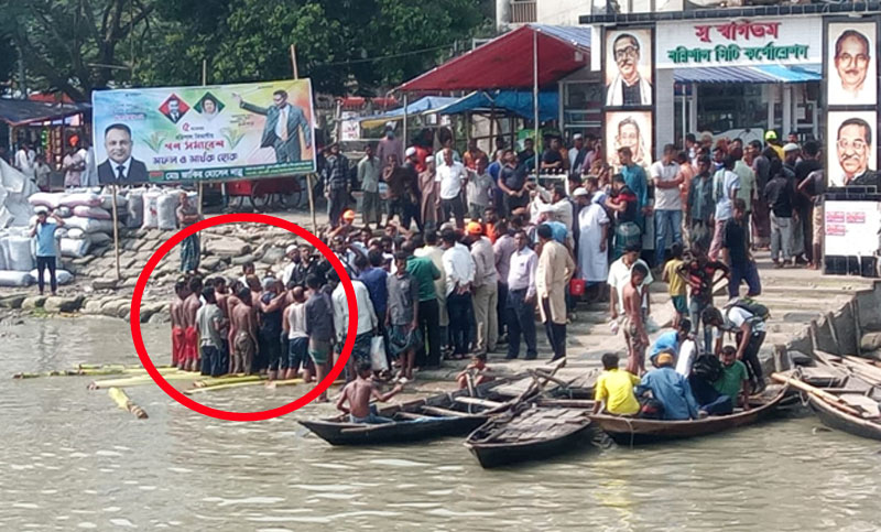 বরিশালে নদী সাঁতরে সমাবেশে বিএনপির কর্মীরা