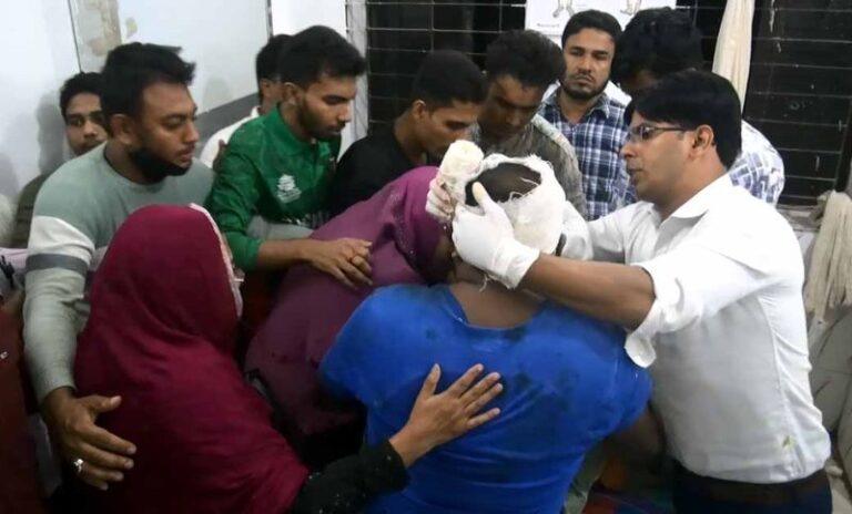 ঝালকাঠিতে শত্রুতার জেরে সংঘর্ষ: ছাত্রলীগ নেতাসহ আহত ১০