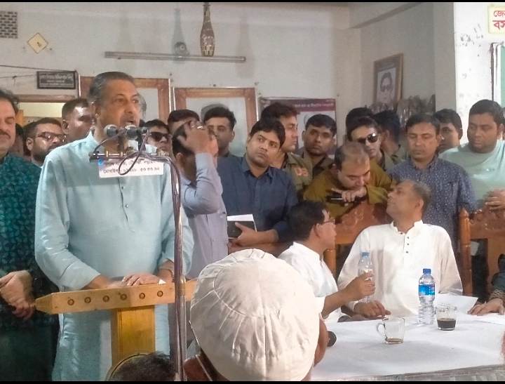 নড়াইলে আ’লীগের মতবিনিময় সভা অনুষ্ঠিত
