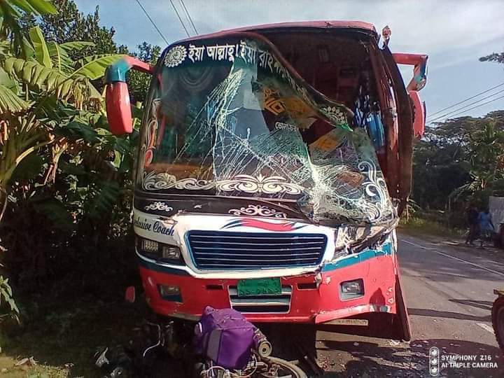 ভোলায় ত্রিমুখি সংঘর্ষে শিশুসহ আহত ৪