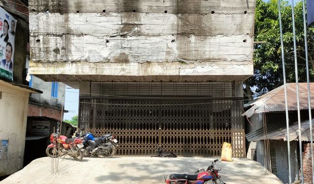 মুলাদীতে আ’লীগ কার্যালয়ের নামে কোটি টাকার সরকারি সম্পত্তি দখল