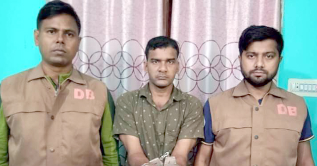 মঠবাড়িয়ায় ইয়াবাসহ মামুন মোল্লা আটক