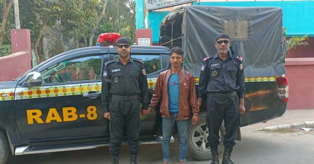 ভোলা থেকে ‘জিনের বাদশা’ আটক 