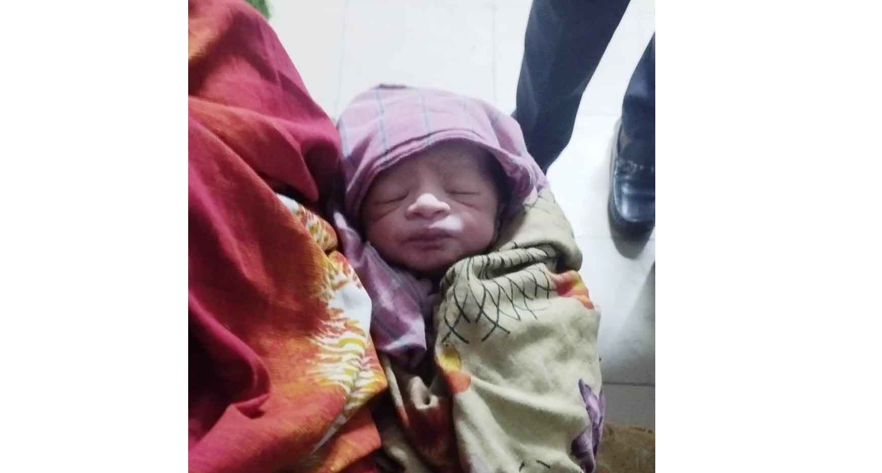 উজিরপুরে মা হলেন মানসিক ভারসাম্যহীন নারী!