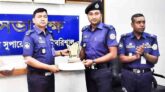 বরিশাল জেলার শ্রেষ্ঠ এসআই উজিরপুর থানার মেহেদী