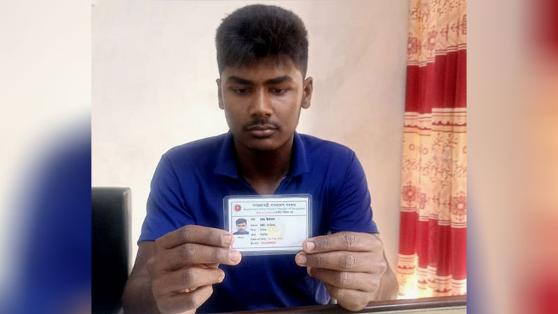 অতঃপর নারী থেকে পুরুষ হলেন ভোলার ইকবাল!