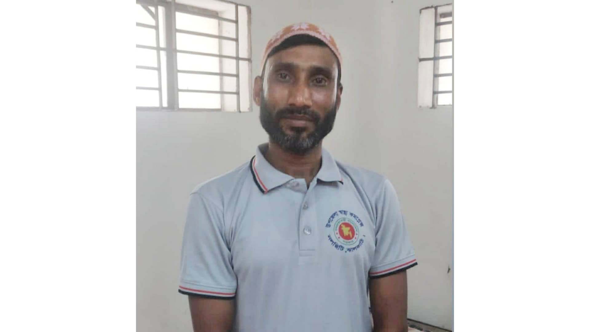 নলছিটি স্বাস্থ্য কমপ্লেক্সের অ্যাম্বুলেন্স চালক রোমেন বরখাস্ত