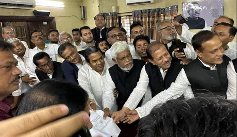 সাদিক আব্দুল্লাহ’র পক্ষে আ’লীগের মনোনয়ন সংগ্রহ