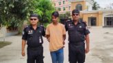 ঝালকাঠিতে গামছা বেঁধে স্কুলছাত্রীকে ধ’র্ষণ, কিশোর আটক