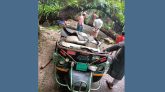 বরিশালে চলন্ত গাড়িতে গাছ পড়ে শিক্ষক নিহত, আহত ৪