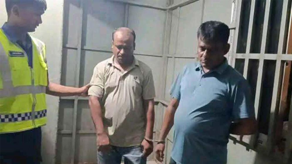 পটুয়াখালীতে খেলনা পিস্তলসহ ভুয়া র‌্যাব আটক
