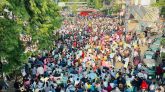 শাহবাগ অবরোধ করে রেখেছে ছাত্রদল