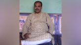 হ্যান্ডকাপসহ আ.লীগ নেতাকে ছিনিয়ে নিল জনতা