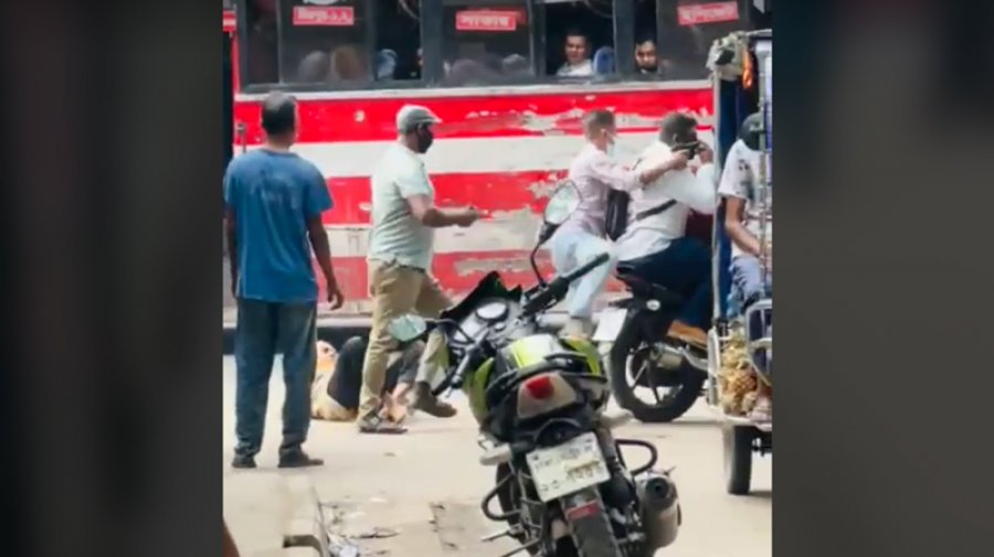 মিরপুরে গুলি করে ২২ লাখ টাকা ছিনতাই ব্যবসায়ীর