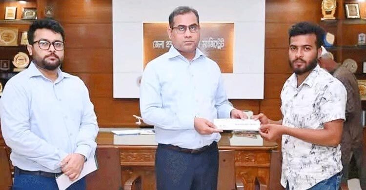 যুবলীগ নেতা পেলেন ‘জুলাই যোদ্ধা’ অনুদান