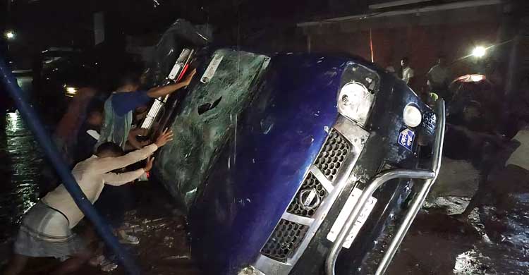 বরগুনায় জেলে-কোস্টগার্ডের সংঘর্ষ-গুলি, আহত ১২
