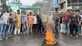 খুলনায় তিন দপ্তর ঘেরাও বৈষম্যবিরোধী ছাত্রদের