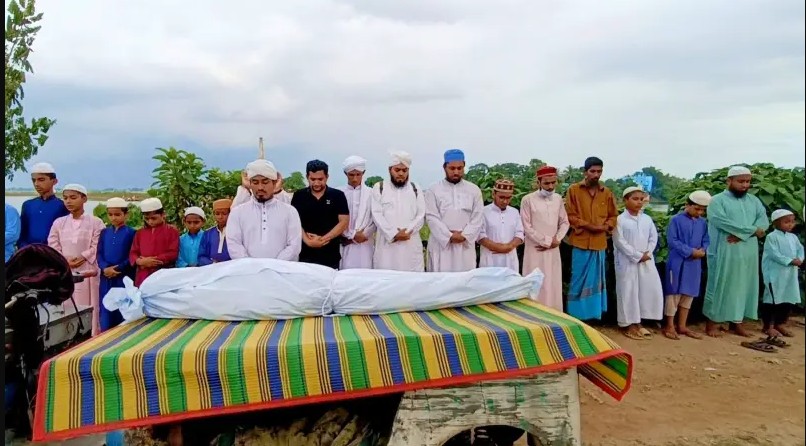 বাবার মরদেহ নিতে অস্বীকৃতি ছেলের